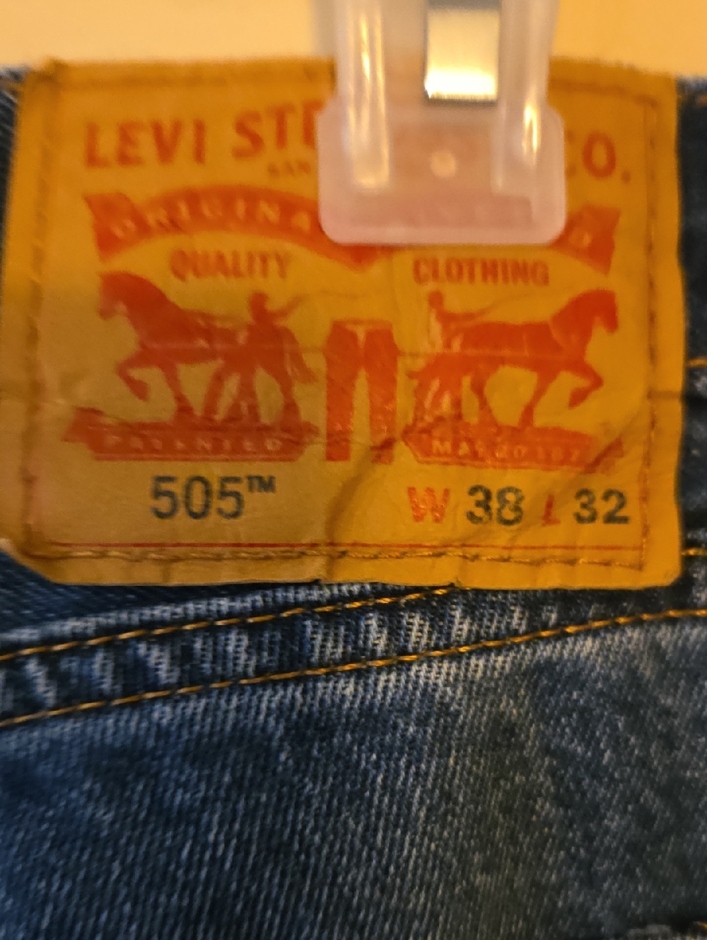Levi's Straight Men's Denim Jeans in Blue with Tan Patch